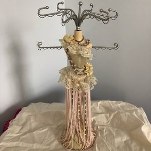 Jewelry holder